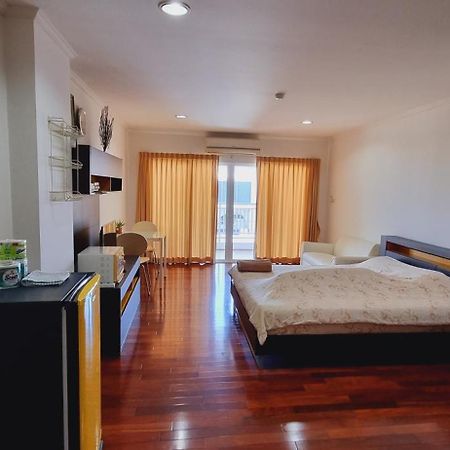 Hua Hin Baanklang Condo By Petch Buitenkant foto